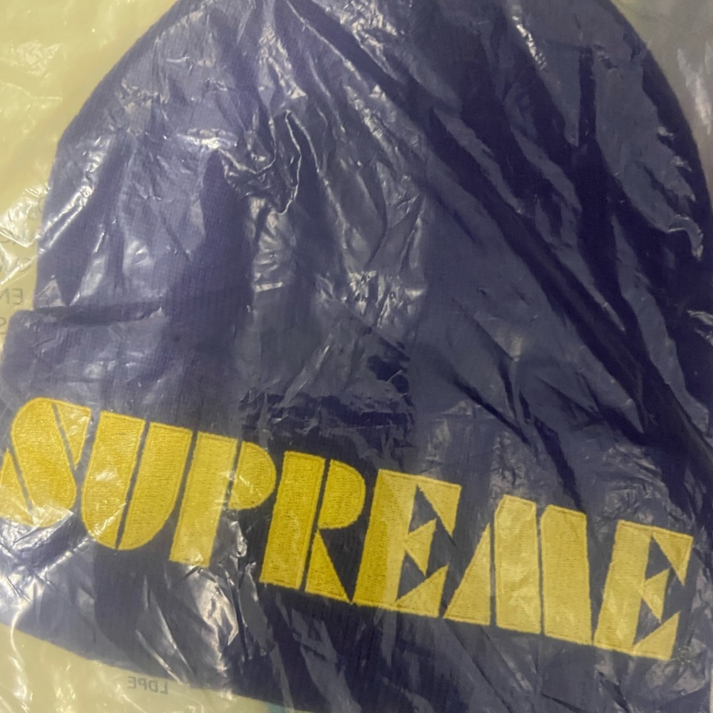 Supreme hat